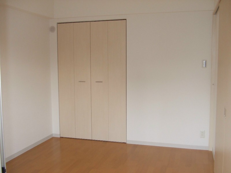 GOLDEN　LEO3階 収納