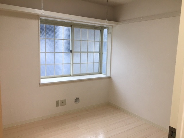 リバーパーク一之江A 居室