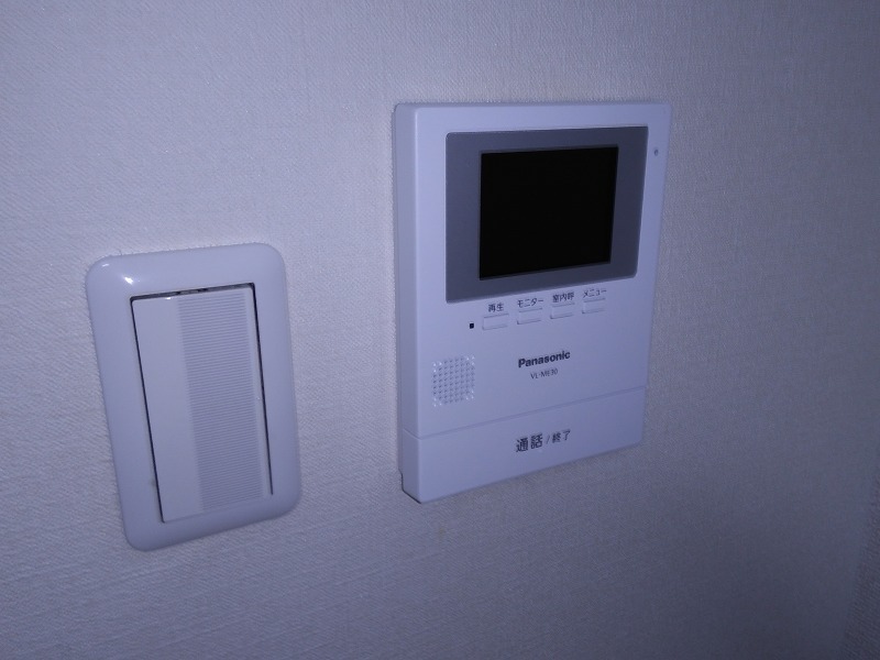 ダイニチ館Ｆ－２(F-002)3階 モニターホン
