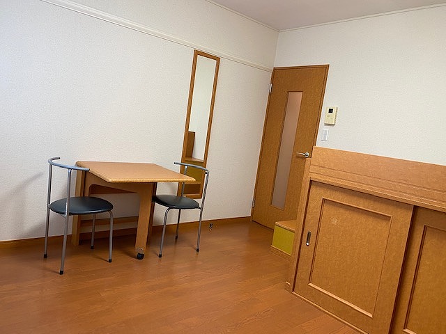 レオパレスアインヒルズ 内観