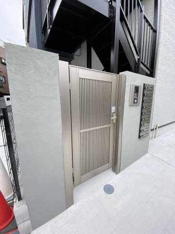 ベイルーム小田栄302号室 エントランス