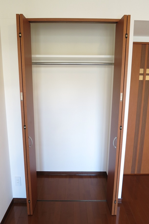 プライムアーバン中目黒206号室 収納