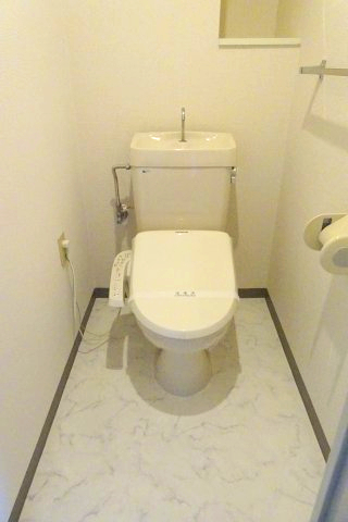 シャトレ山手台0103号室 ※別号室の参考写真です(現況優先・仕様違いの場合あり)