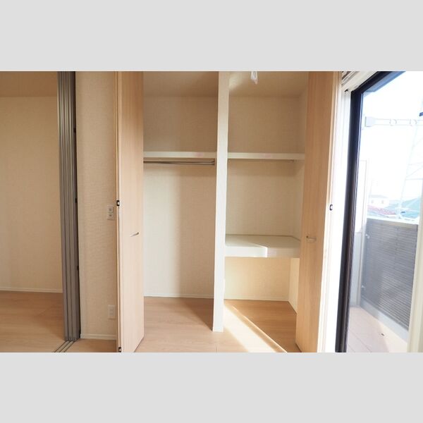 グラディーヴォレ クローゼット