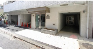 ブライズ大森201号室 エントランス