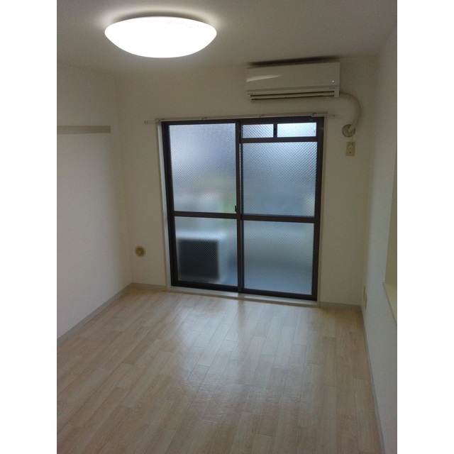 ハイタウン明大前2階 同建物別部屋の参考画像