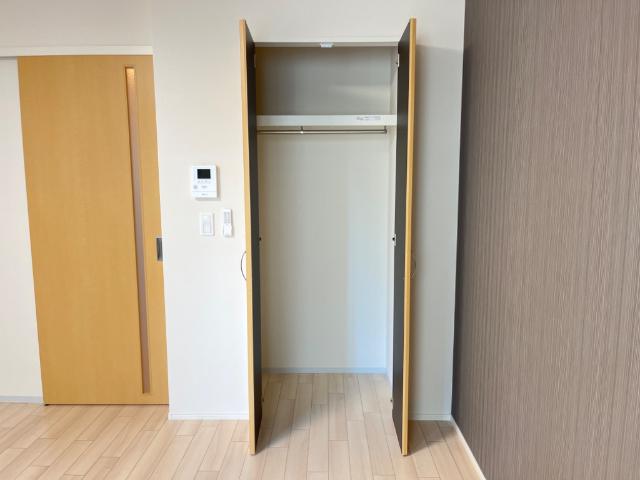 ノルドット102号室 クローゼット（イメージ）