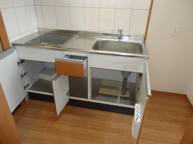 コンフォールみすず キッチン