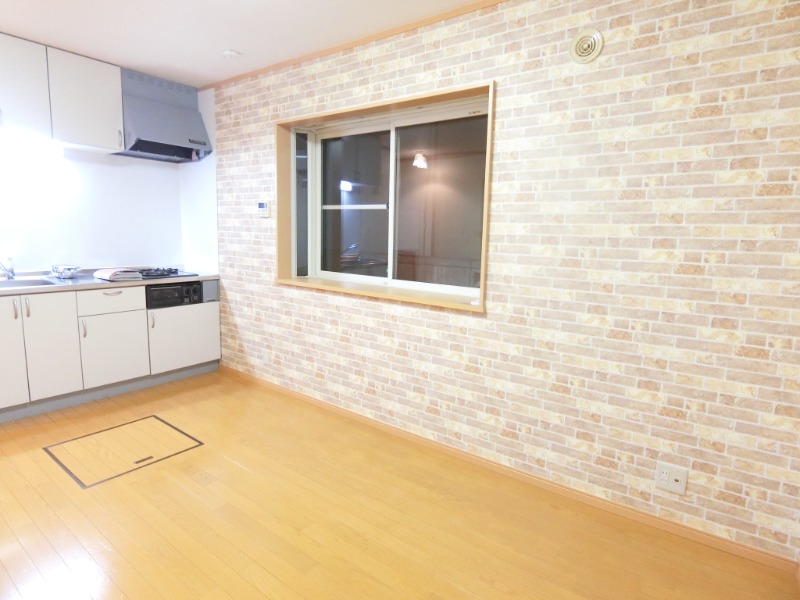 アバンテ大和田 キッチン付近の窓は熱や臭いがこもりにくいです