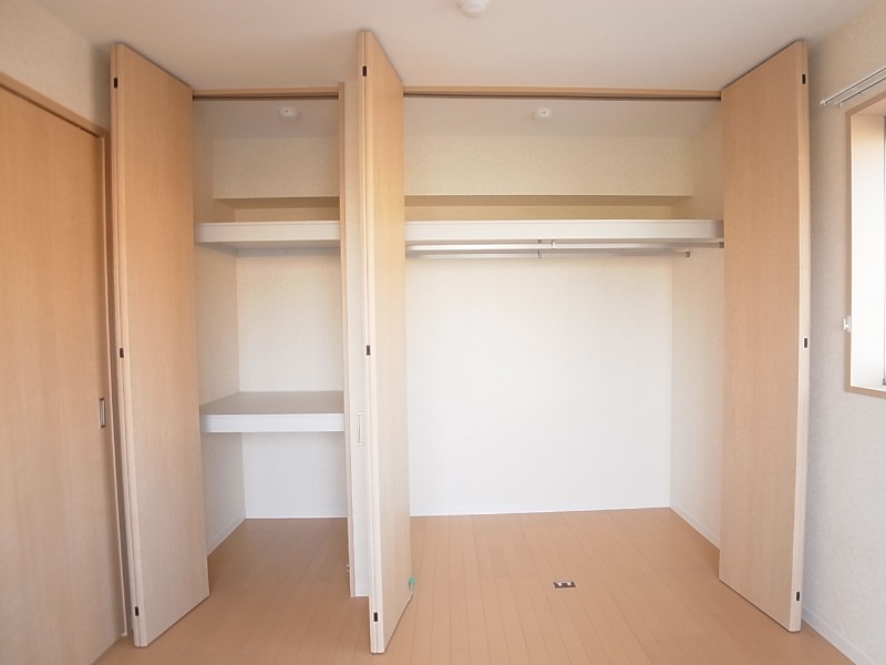 ビューアイランド弐番館 収納