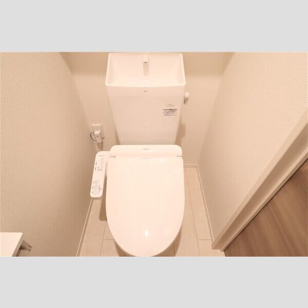 ストリーム久米川102号室 温水洗浄暖房便座