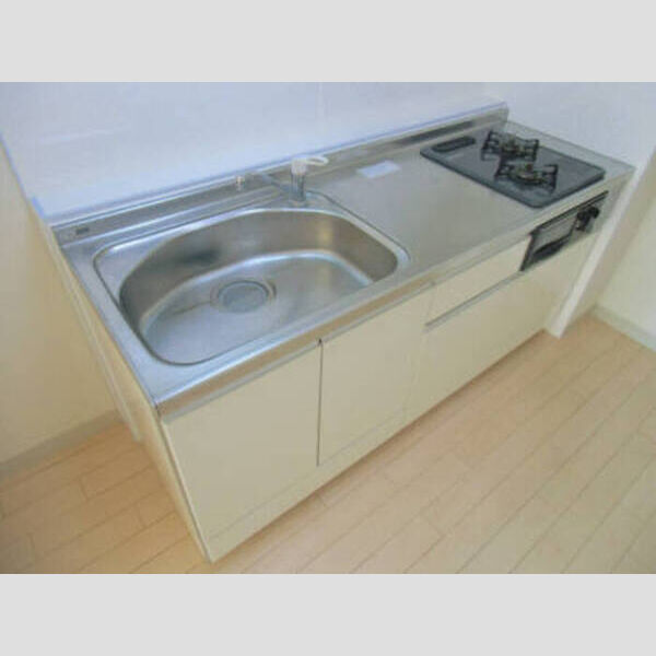 シャインクロコ 103(キッチン)