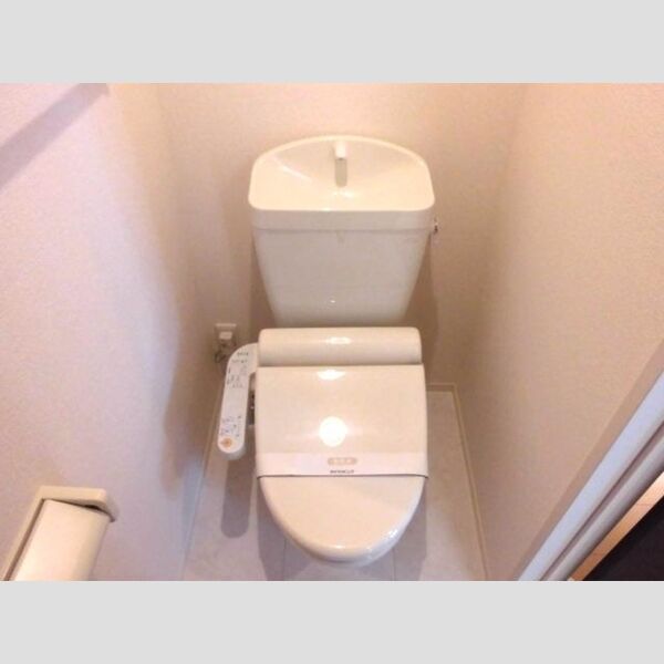 フローラハウス トイレ(温水洗浄暖房便座)