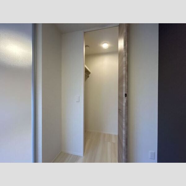 セレスティア西保木間 ウォークインクローゼット