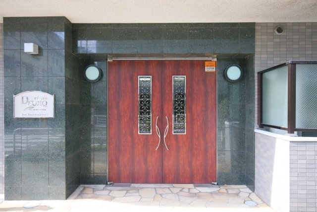 プレール・ドゥーク住吉 エントランス