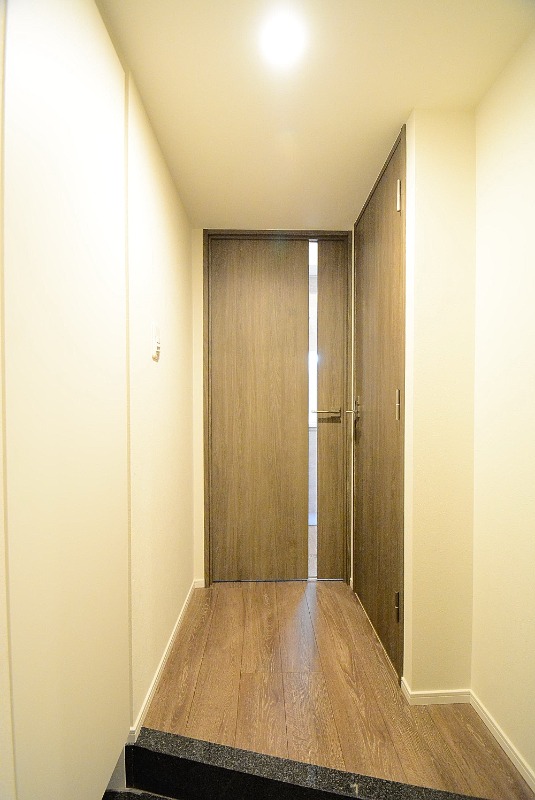 グランドコンシェルジュ練馬中村橋アジールコート4階 玄関