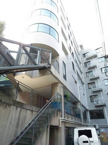 パークノヴァ神宮前5階 外観