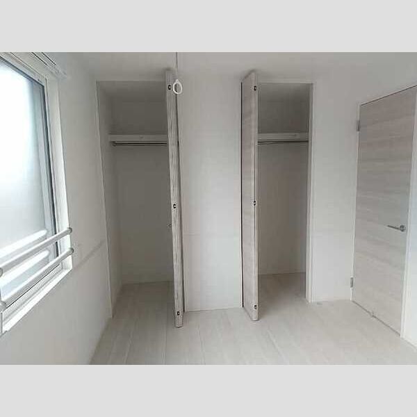 D-Paina東長沼203号室 洋室収納