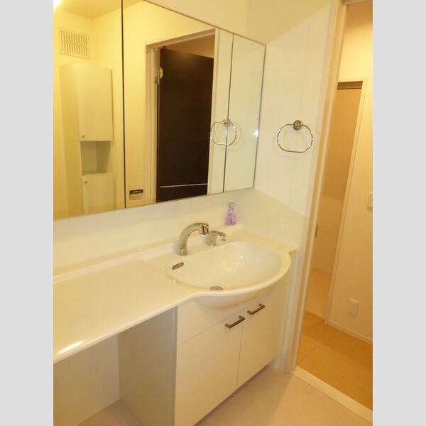 カンプノウ 洗髪洗面化粧台