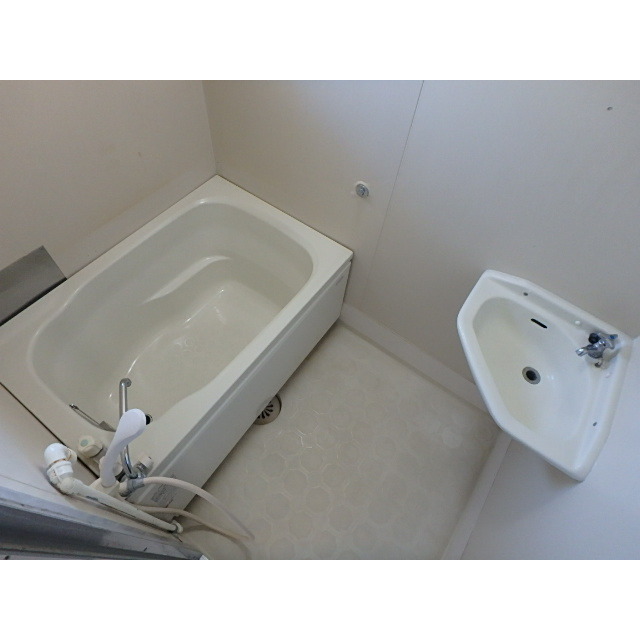 ハイツ八福 内観