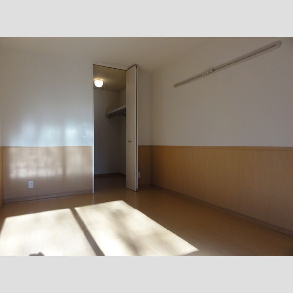 グリーンコート貝塚3号館203号室 3-203(洋室)