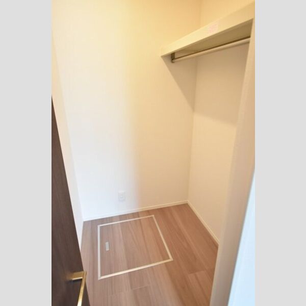 ルミエール本厚木 収納