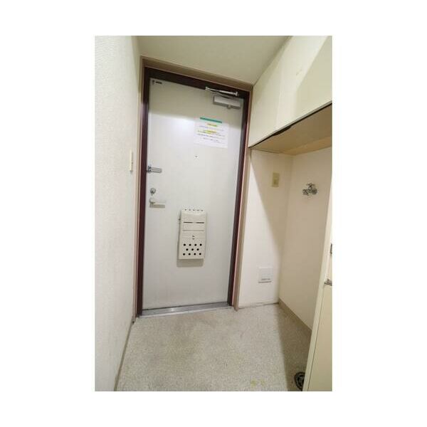 メイプルハウス町田203号室 玄関