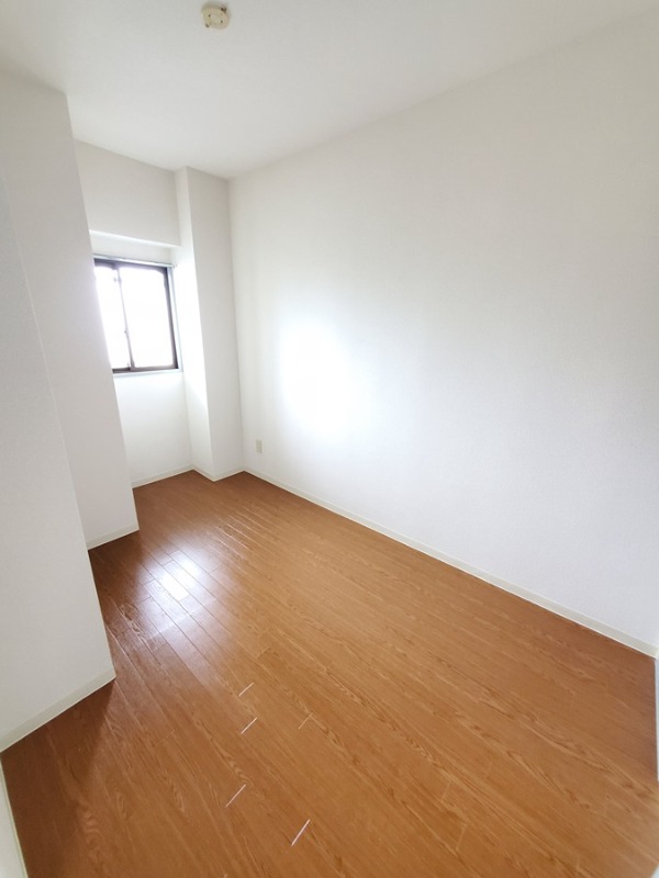 エトワール下赤塚1階 ※別号室