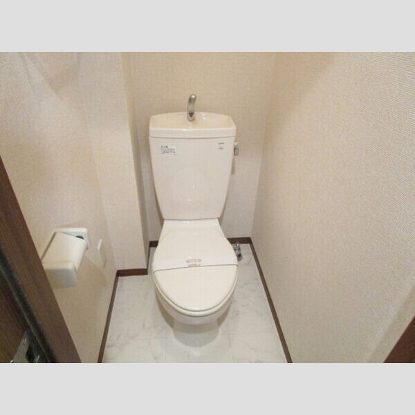 シーサイドスクウェア・Y102号室 トイレ