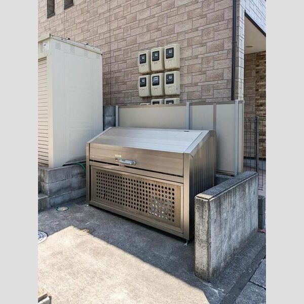 BEIS与野本町 専用ゴミ置き場