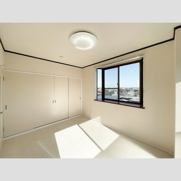 ブライトシャイン 洋室