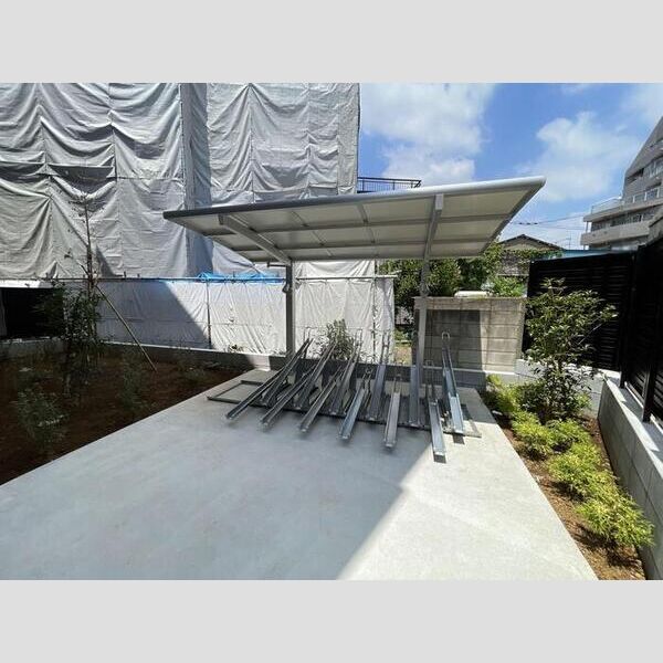 レグルス 駐輪場