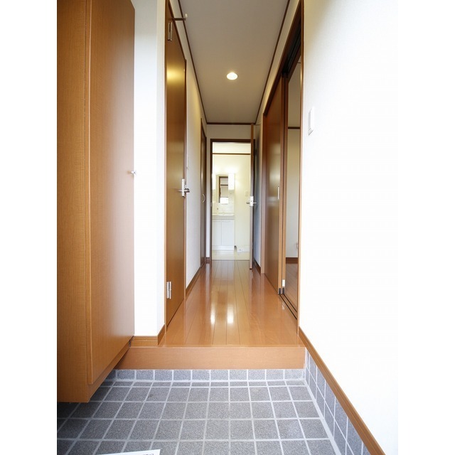 アドシール Center VillageⅣ 玄関