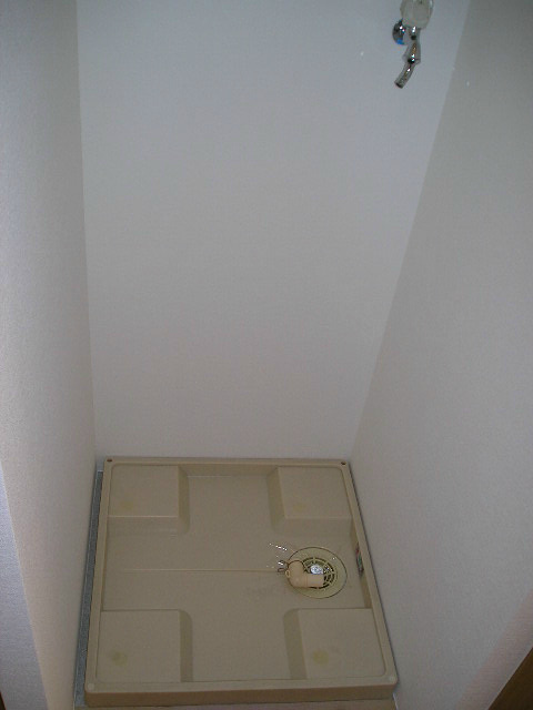 グレース柏3階 洗濯機置場