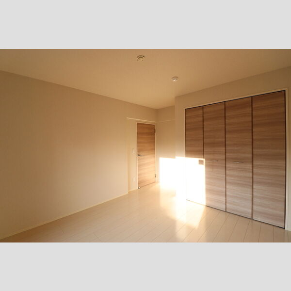 アーバンシャトー千葉中央205号室 洋室