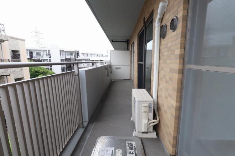 アーバンフラッツつつじヶ丘3階 バルコニー
