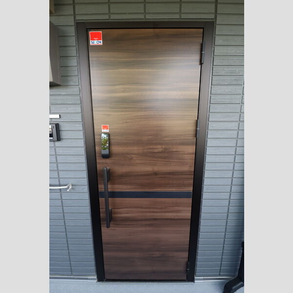 D-RESIDENCE府中西府町202号室 玄関ドア