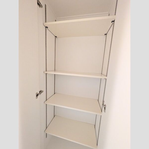 カスタリア高輪0402号室 収納