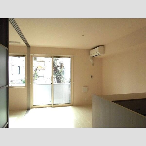 パークハウスⅥ LDK10.4帖