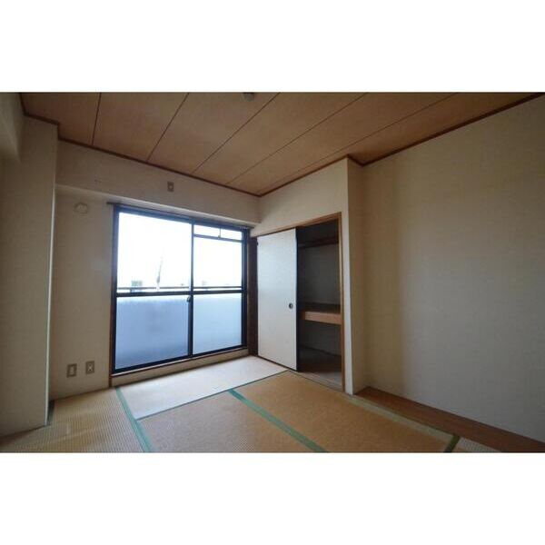 ヴォーヌング習志野台504号室 リビング