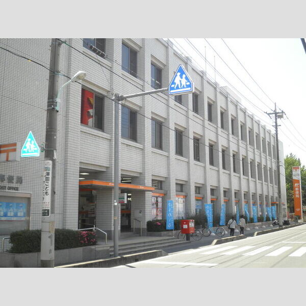 アイウィンド201号室 郵便局