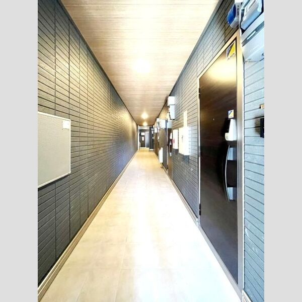 グラナーデ西瑞江 エントランス