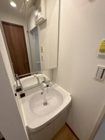 ジェノヴィア浅草Ⅶ0603号室 洗面