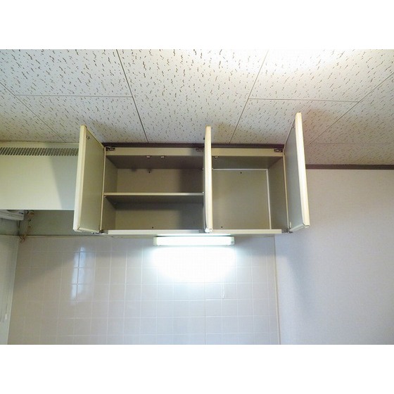 グレースコートＡ棟 キッチン上部収納