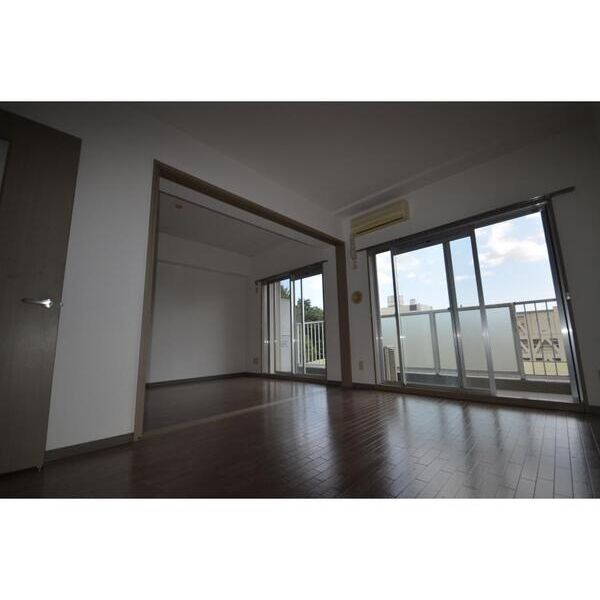 シャトーイノハナ403号室 同建物別部屋の参考画像