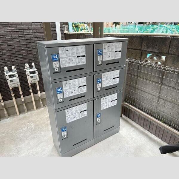 ヴェルデカーサ 宅配ボックス