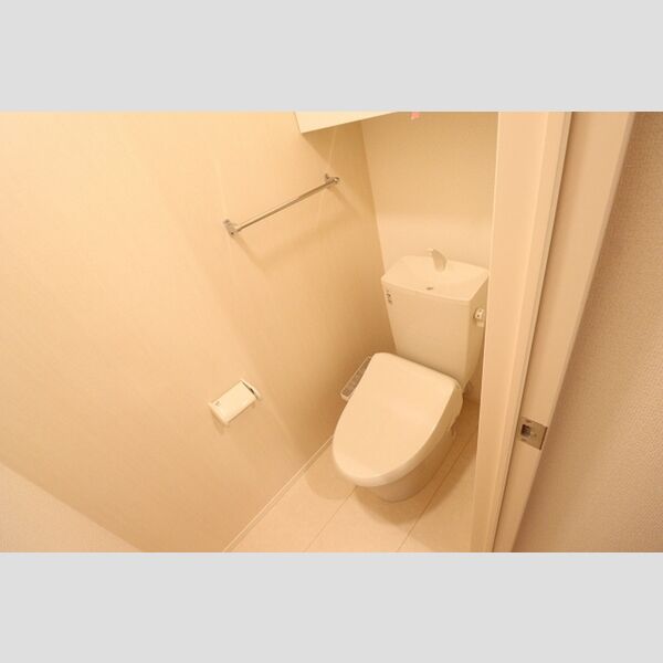 ビバーチェ203号室 温水洗浄暖房便座