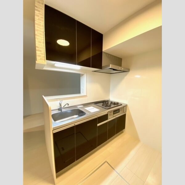 桜DKハイム103号室 3口コンロ付きキッチン