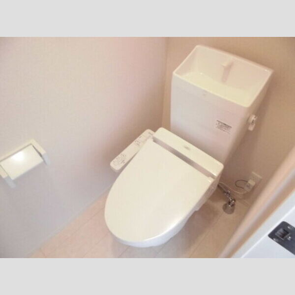 ソウソウ・ソンケン・リュウビ　ソウソウ 温水洗浄便座