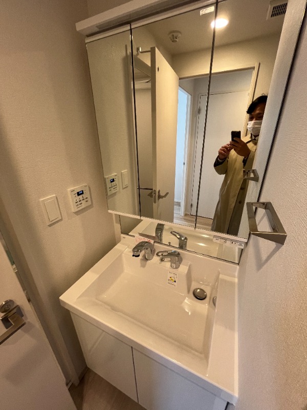 ルフォンリヴェント板橋西台7階 洗面